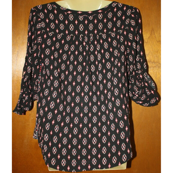American Rag Aztec Print Blouse Roll Up Sleeves Black Red Button Front Sz S GUC - Picture 4 of 5